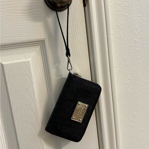 Michael Kors wallet and wristlet